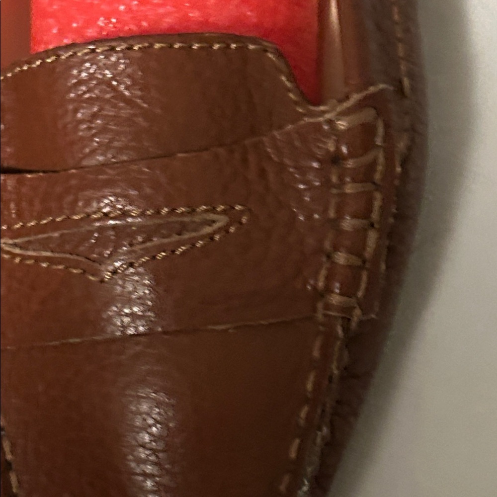 New never worn Vince Camuto brown Leather Loafers - Picture 5 of 7